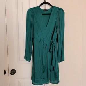 Banana Republic Geeen Midi Dress